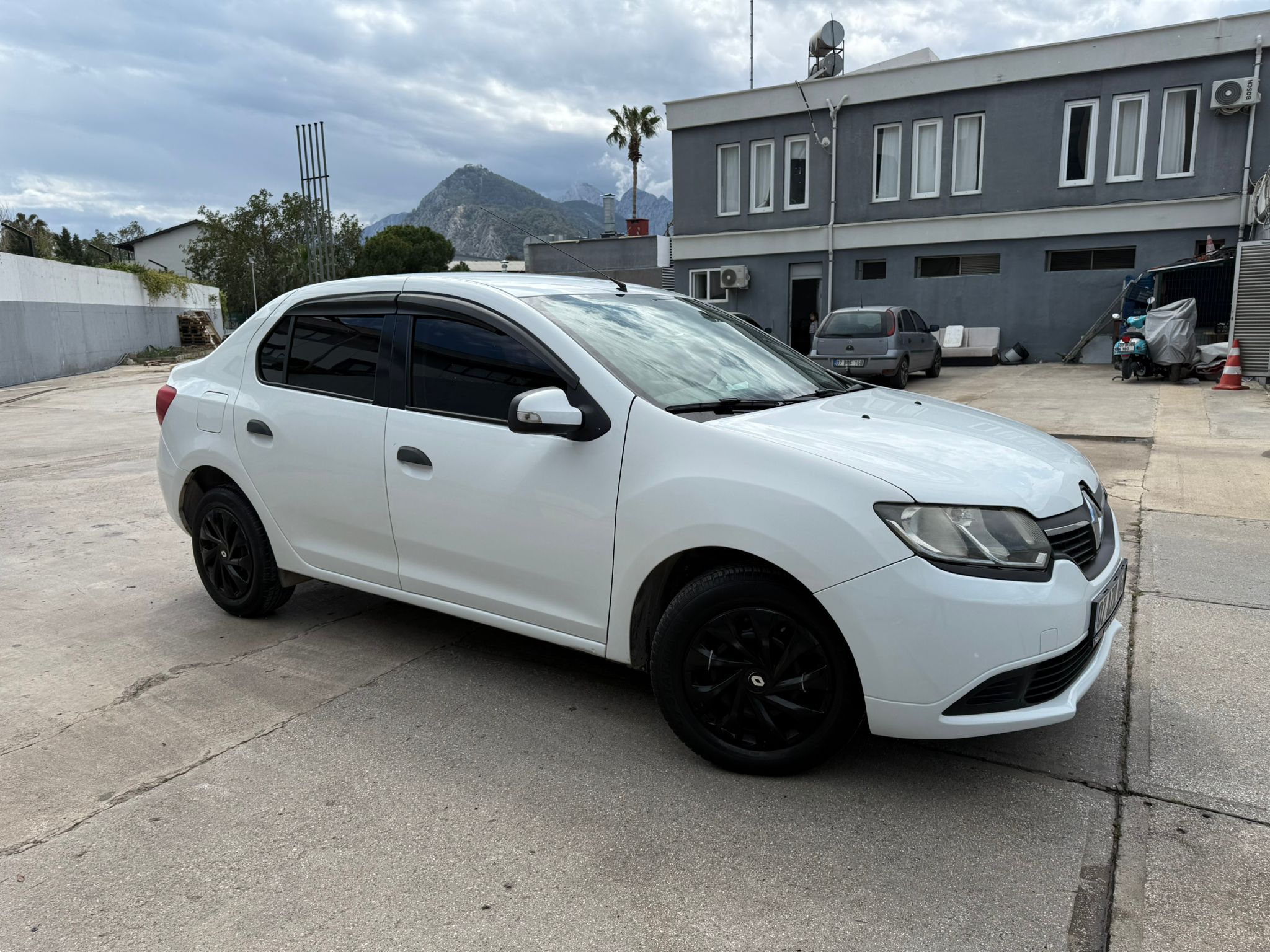 Renault Symbol механика 2016-2018 или аналог в Анталии, Турция