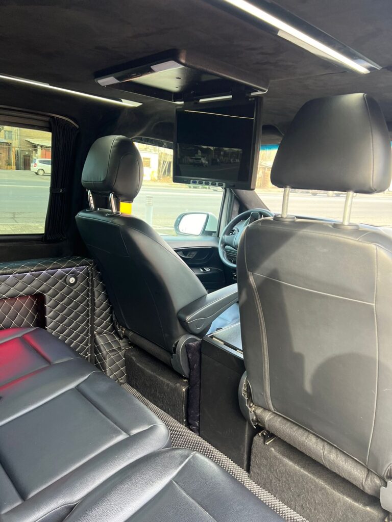 Mercedes Vito автомат 8 мест 2017-2018 или аналог в Ереване, Армения