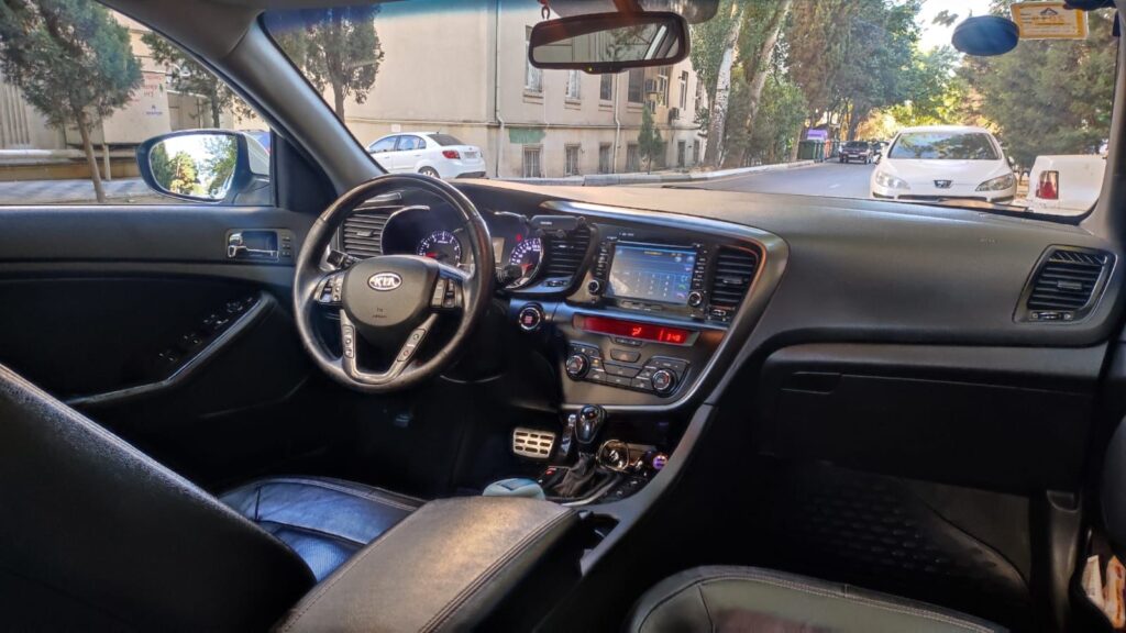 Chevrolet Malibu (2016-2021), Kia Optima (2014-2016), Hyundai Sonata (2014-2016) или аналог в Баку, Азербайджан