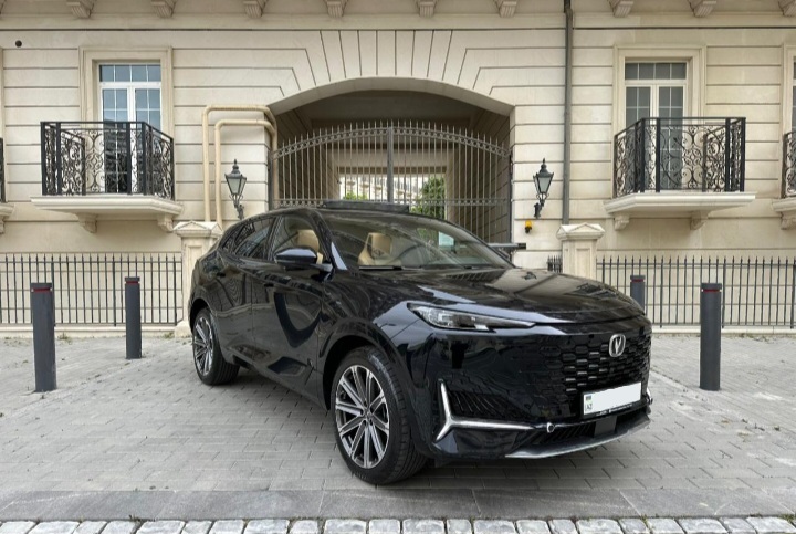 TOYOTA RAV4 (2018-2025), Changan UNI-K (2021-2025) или аналог в Баку, Азербайджан