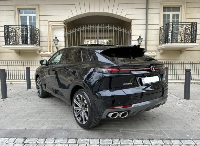 TOYOTA RAV4 (2018-2025), Changan UNI-K (2021-2025) или аналог в Баку, Азербайджан