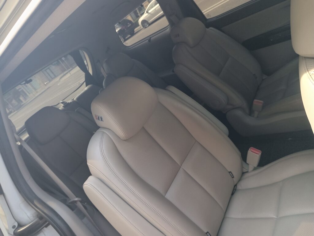 Kia Carnival (2014-2019) или аналог в Баку, Азербайджан