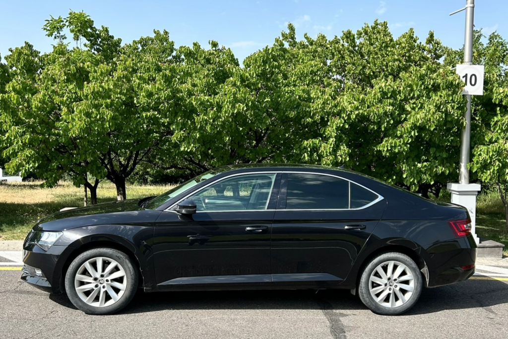 Skoda Superb 2018-2020 или аналог в Ереване, Армения