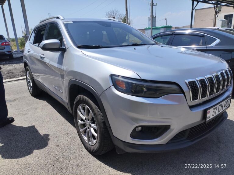 Jeep Cherokee 2018-2021 или аналог в Ереване, Армения