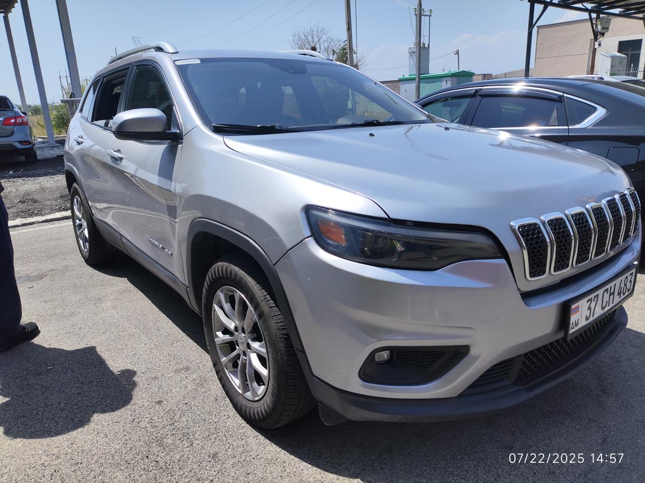Jeep Cherokee 2018-2021 или аналог в Ереване, Армения