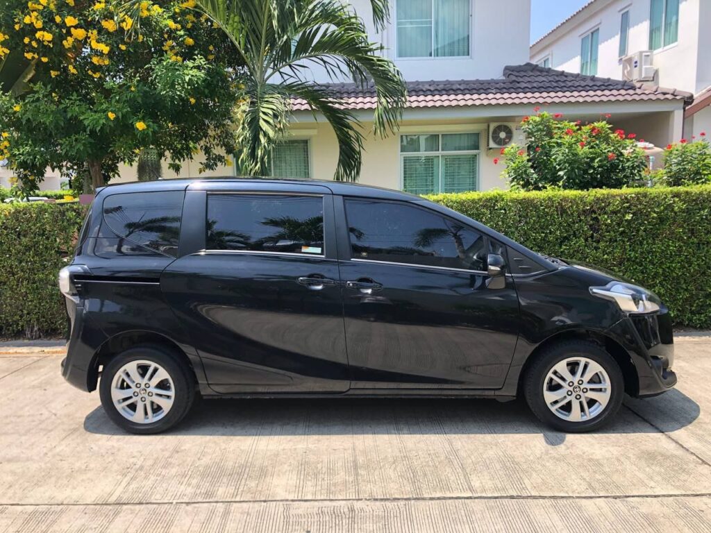Toyota Sienna 7 мест 2019-2020 или аналог в Паттайе, Таиланд
