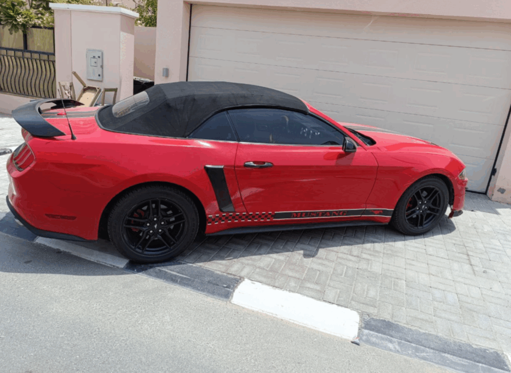 FORD MUSTANG CABRIO GT RED 2020-2021 или аналог в Дубаи, ОАЭ