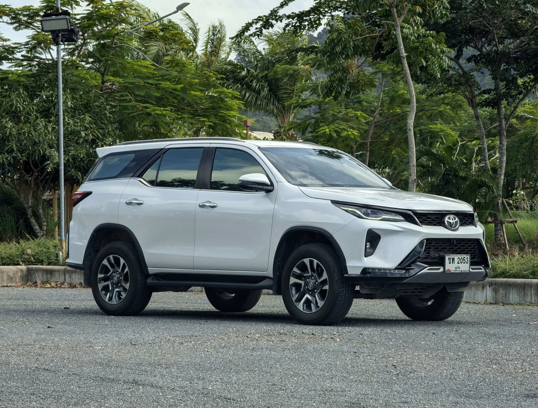 Toyota Fortuner White 2023 или аналог на Пхукете, Таиланд