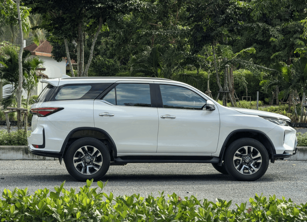 Toyota Fortuner White 2023 или аналог на Пхукете, Таиланд