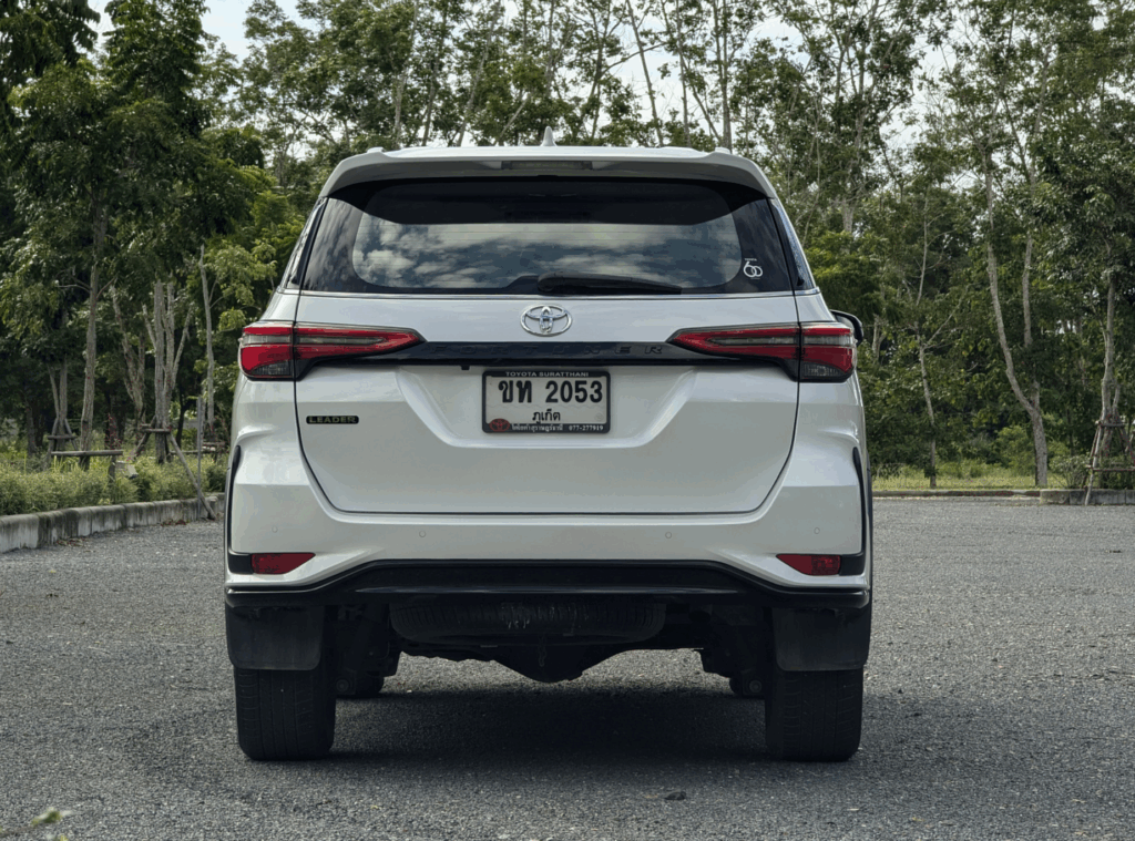Toyota Fortuner White 2023 или аналог на Пхукете, Таиланд