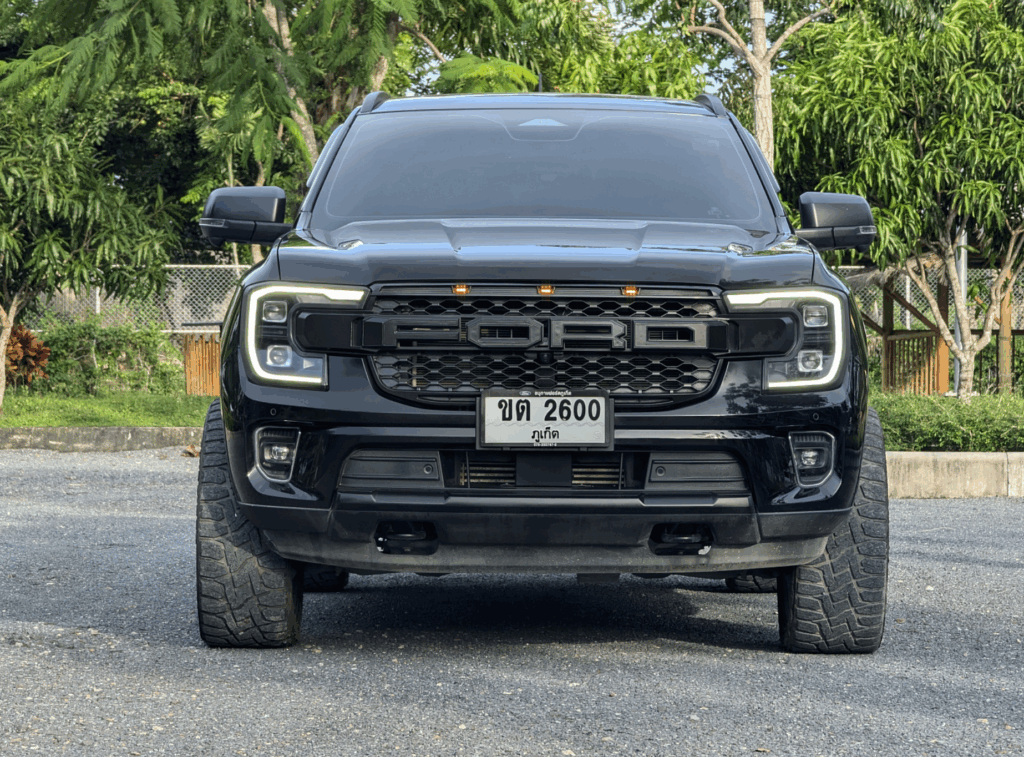 Ford Everest Titanium Black 2023 или аналог на Пхукете, Таиланд
