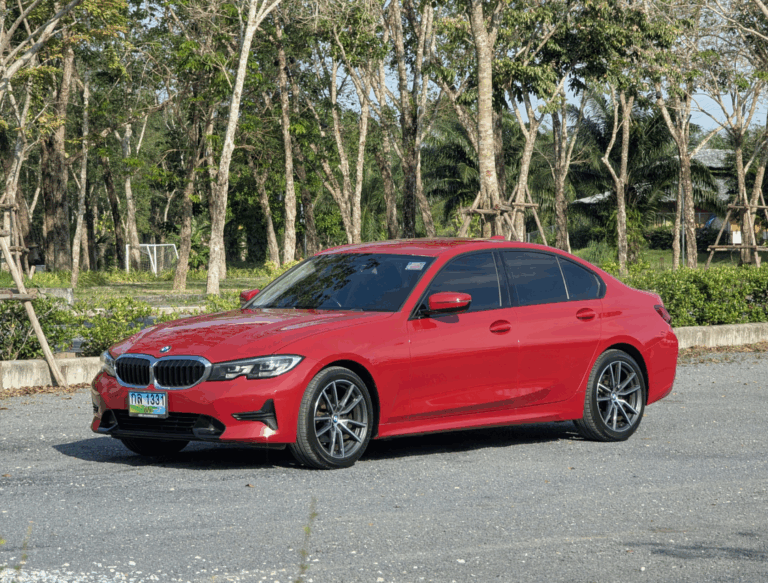 BMW 320d Red 2019 или аналог на Пхукете, Таиланд