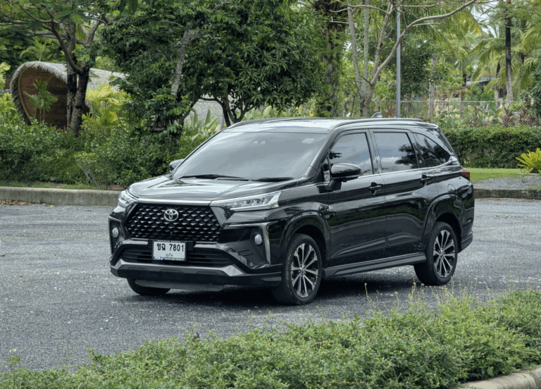 Toyota Veloz Black 2022 или аналог на Пхукете, Таиланд