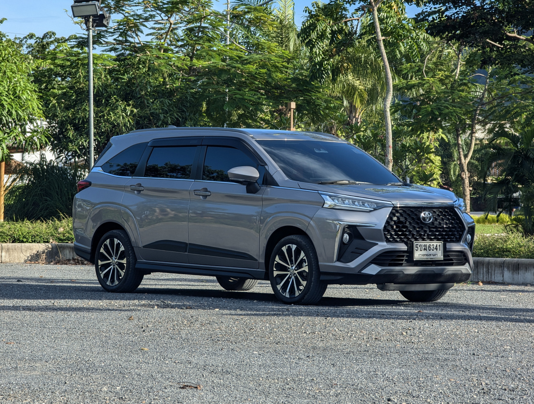 Toyota Veloz Gray 2023 или аналог на Пхукете, Таиланд