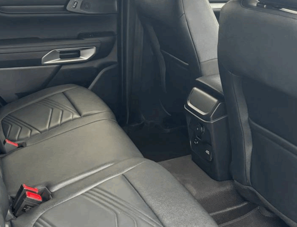 Ford Everest 4WD Titanium Gray 2023 или аналог на Пхукете, Таиланд