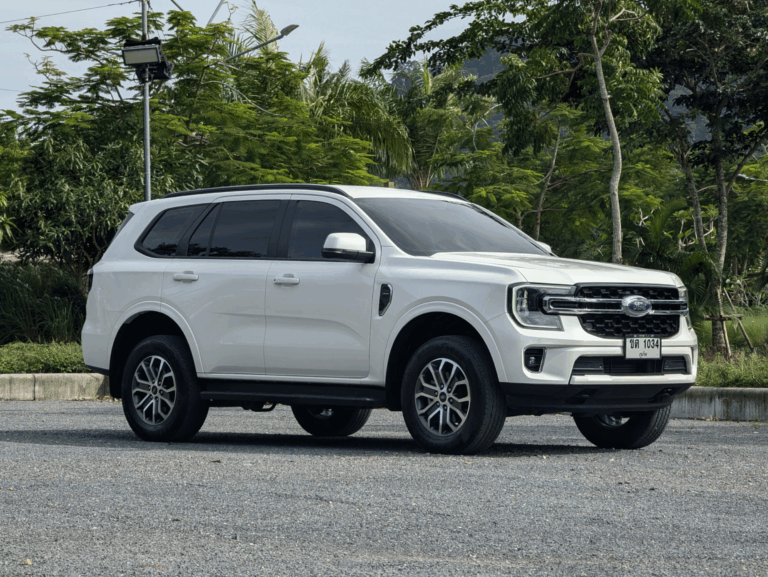 Ford Everest White 2023 или аналог на Пхукете, Таиланд