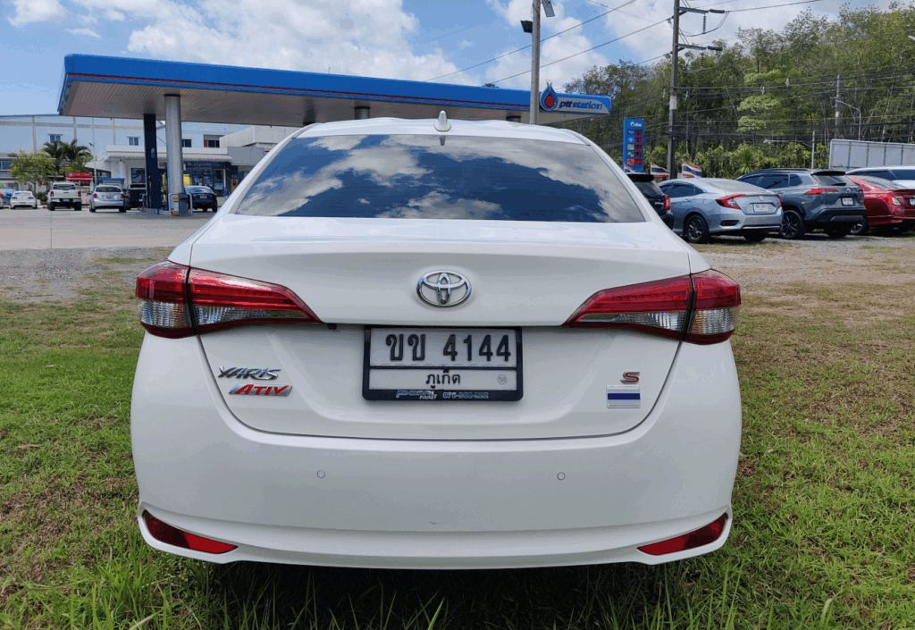 Toyota Yaris Ativ White 2018-2019 или аналог на Пхукете, Таиланд