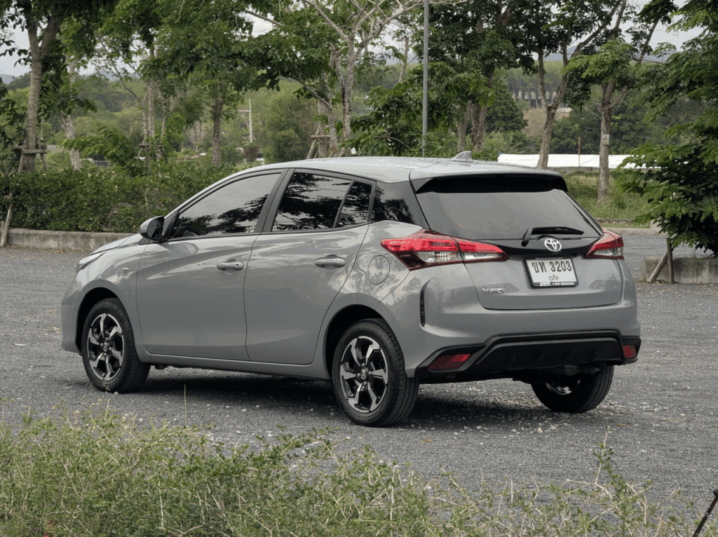 Toyota Yaris Grey 2023 или аналог на Пхукете, Таиланд