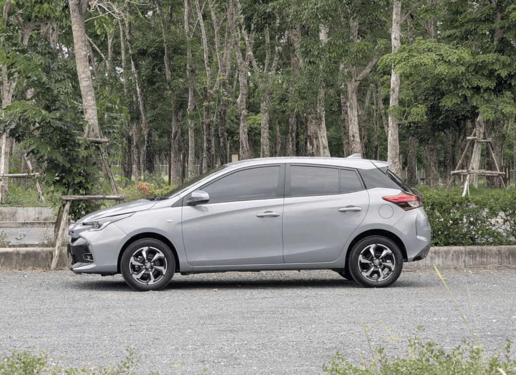 Toyota Yaris Grey 2023 или аналог на Пхукете, Таиланд