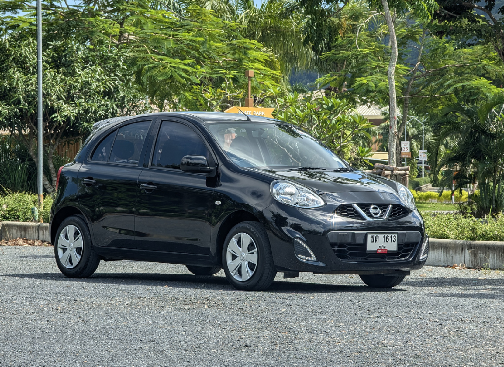 Nissan March Black 2021 или аналог на Пхукете, Таиланд
