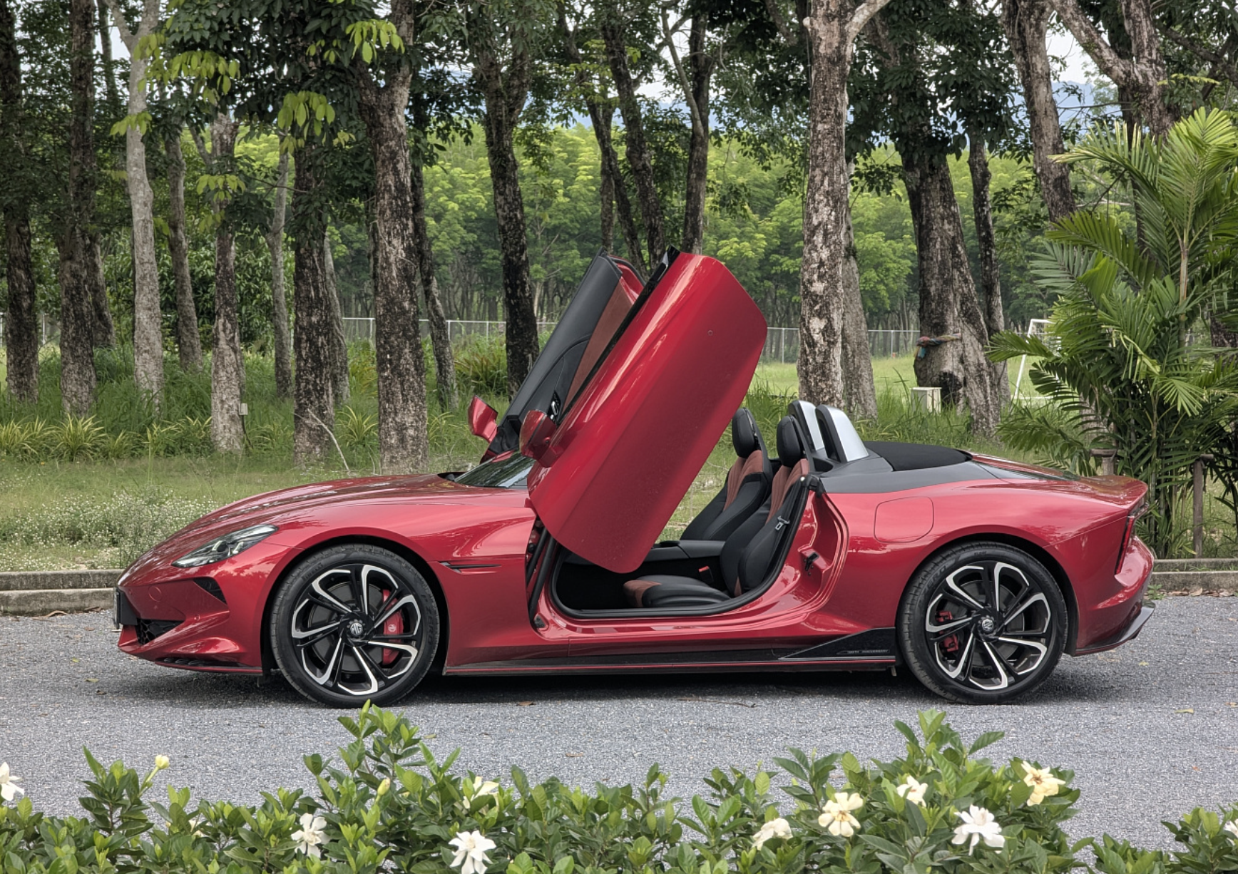 MG Cyberster Red 2024 или аналог на Пхукете, Таиланд