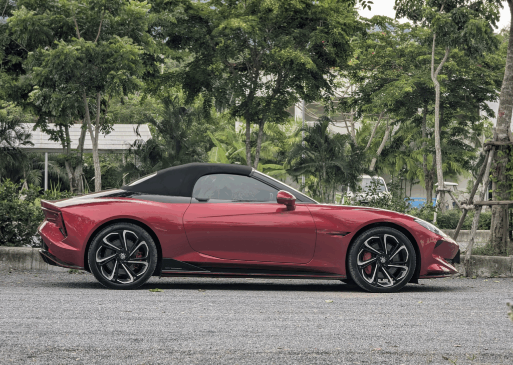 MG Cyberster Red 2024 или аналог на Пхукете, Таиланд