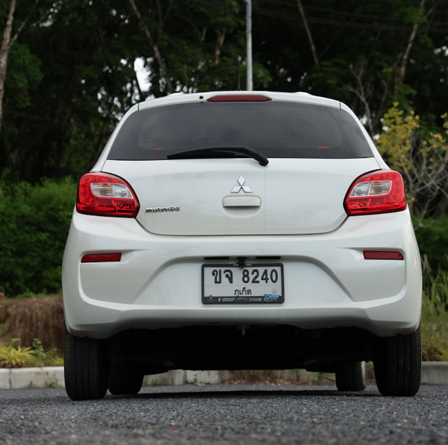 Mitsubishi Mirage White 2018 или аналог на Пхукете, Таиланд