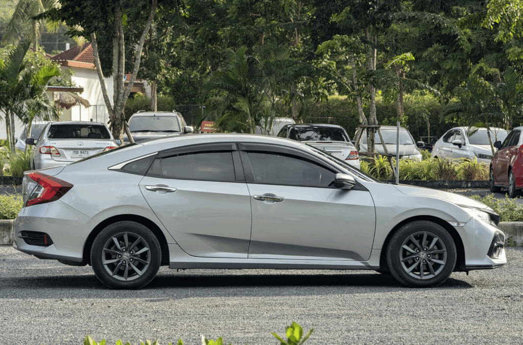 Honda Civic Silver 2019 или аналог на Пхукете, Таиланд