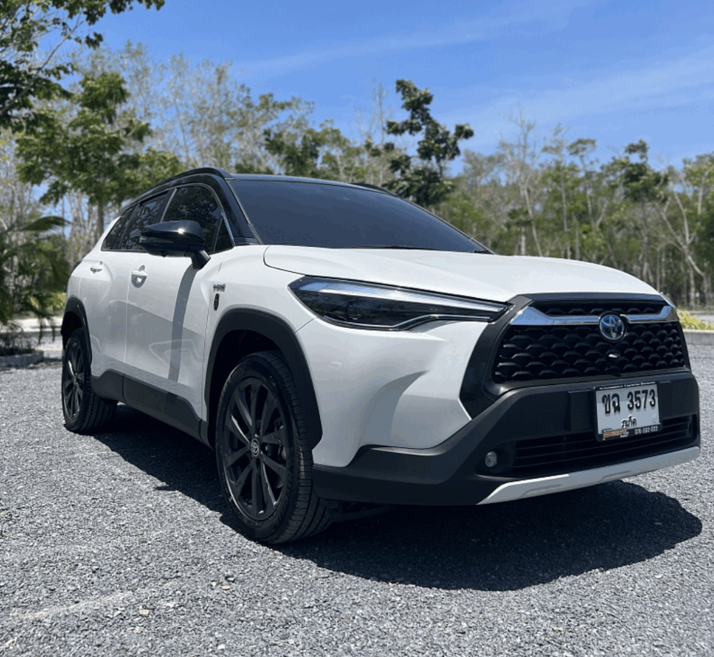 Toyota Corolla Cross S White 2022 или аналог на Пхукете, Таиланд