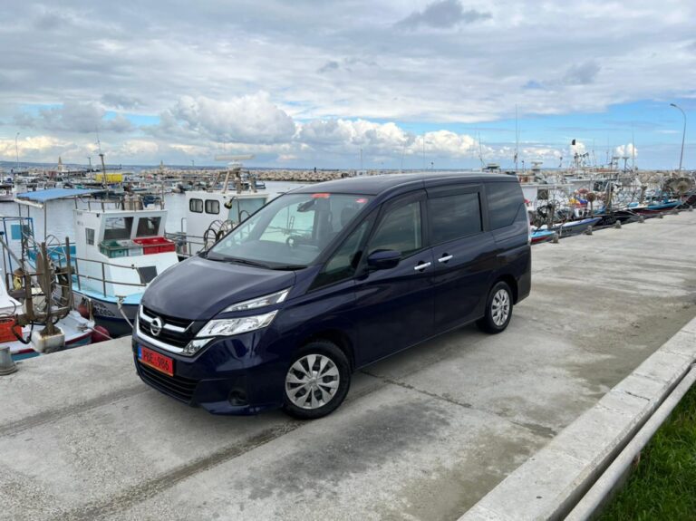 Nissan Serena 8 мест 2019-2021 или аналог на Кипре