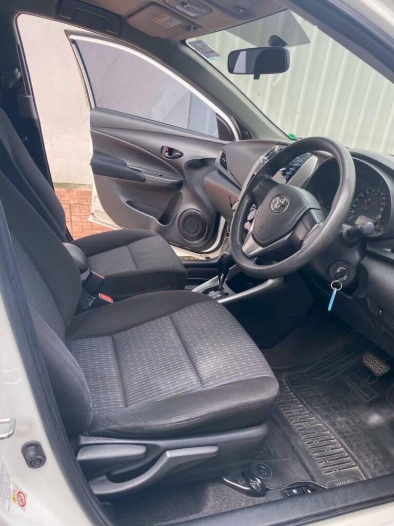 Toyota Yaris 1.2 Ativ 2018-2021 или аналог в Бангкоке, Таиланд