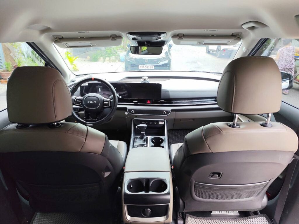 KIA Carnival 7 мест 2024-2025 или аналог в Нячанге, Вьетнам