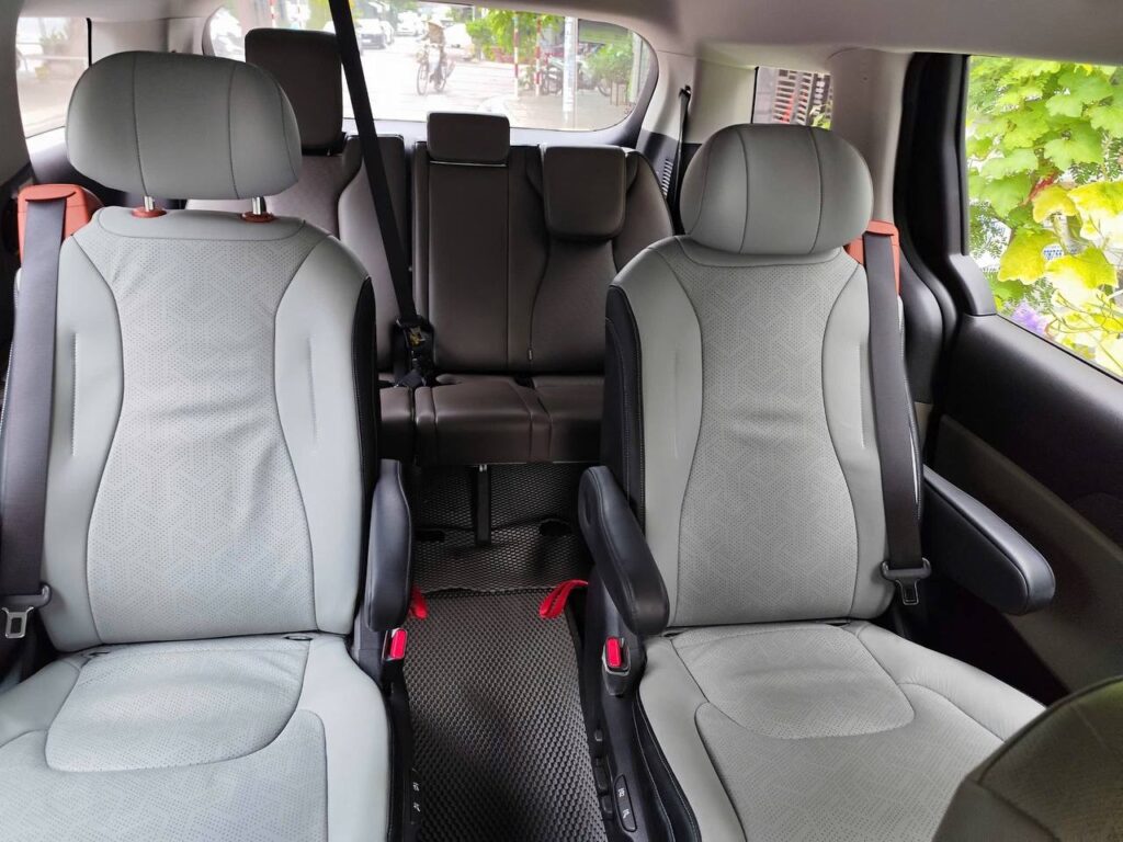 KIA Carnival 7 мест 2024-2025 или аналог в Нячанге, Вьетнам