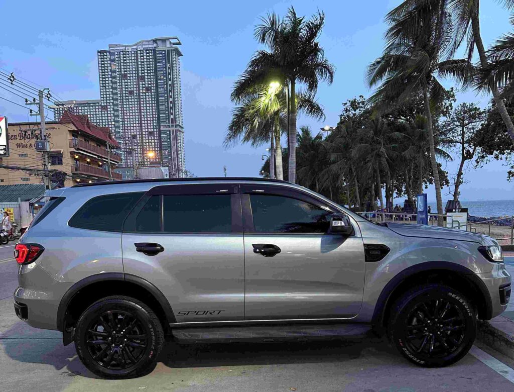 Ford Everest Gray 2019-2021 или аналог в Паттайе, Таиланд