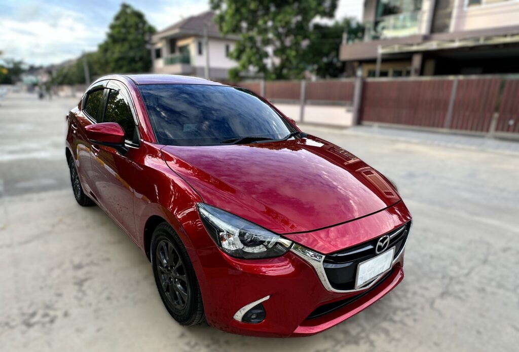 Mazda 2 Red 2018-2021 или аналог в Паттайе, Таиланд