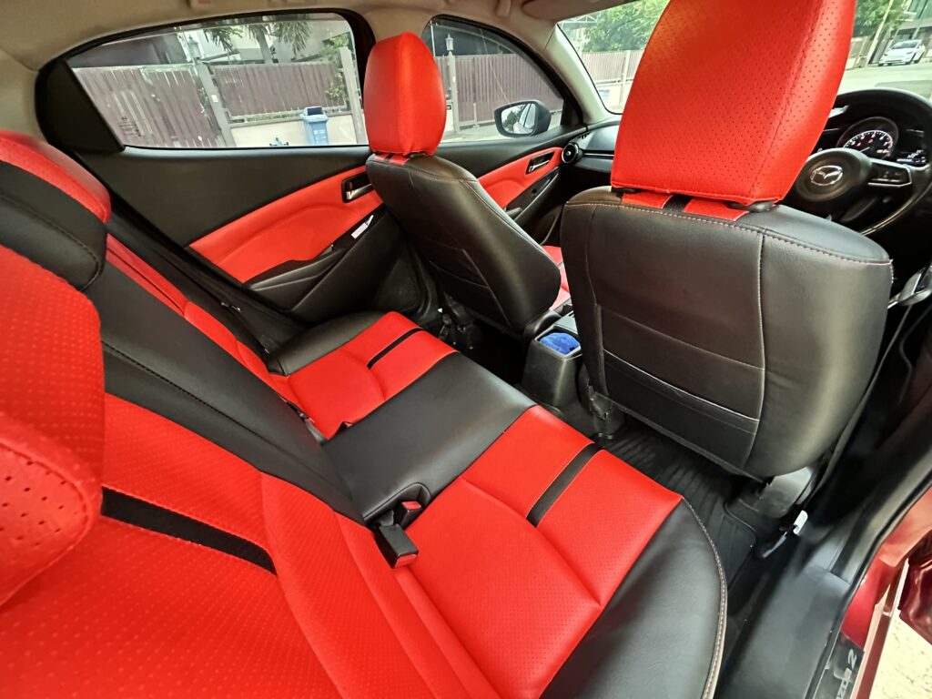 Mazda 2 Red 2018-2021 или аналог в Паттайе, Таиланд