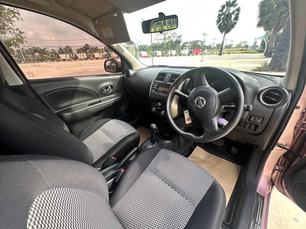 Nissan March Pink 2019-2020 или аналог в Паттайе, Таиланд