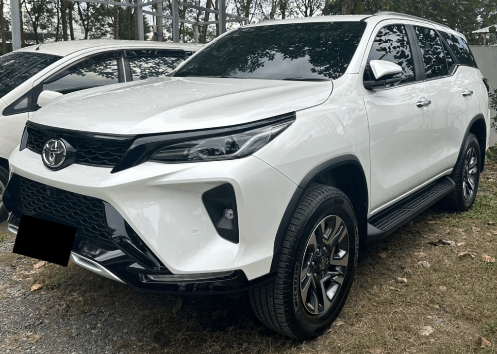 Toyota Fortuner 7 мест 2023-2024 или аналог на Пхукете, Таиланд