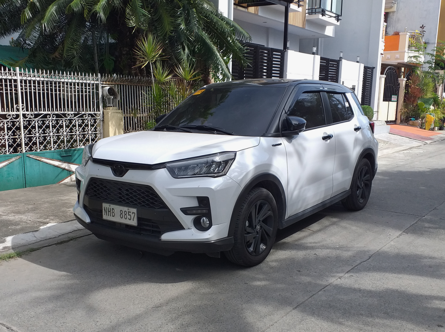 TOYOTA RAIZE TURBO AUTOMATIC 2023-2024 или аналог на Бали