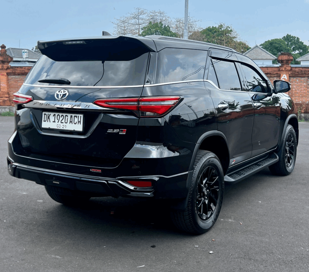 TOYOTA FORTUNER GR-AT SPORTY 2022-2024 или аналог на Бали