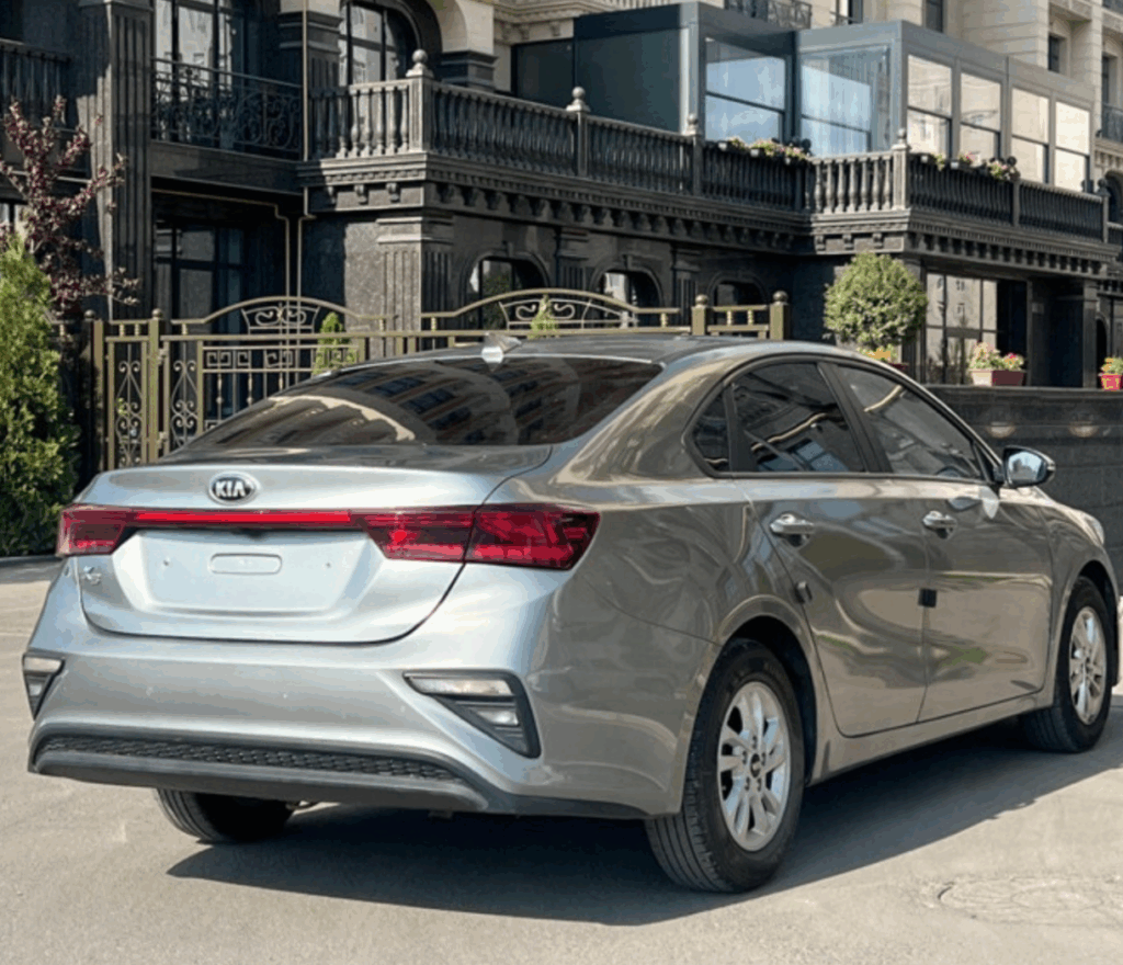Kia K3 2018-2020 или аналог в Бишкеке, Кыргызстан