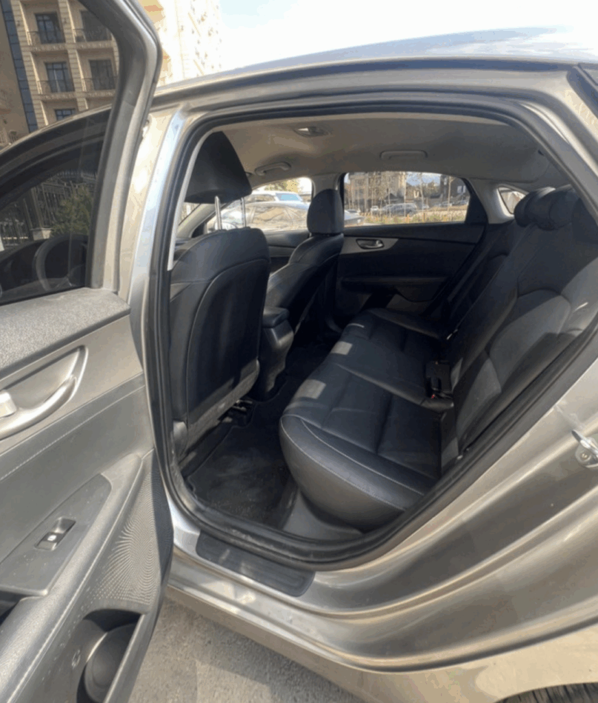 Kia K3 2018-2020 или аналог в Бишкеке, Кыргызстан