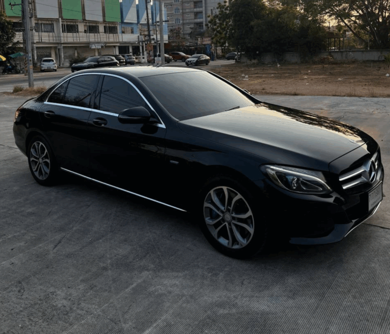 Mercedes C350e Hybrid 2018 или аналог в Паттай, Таиланд