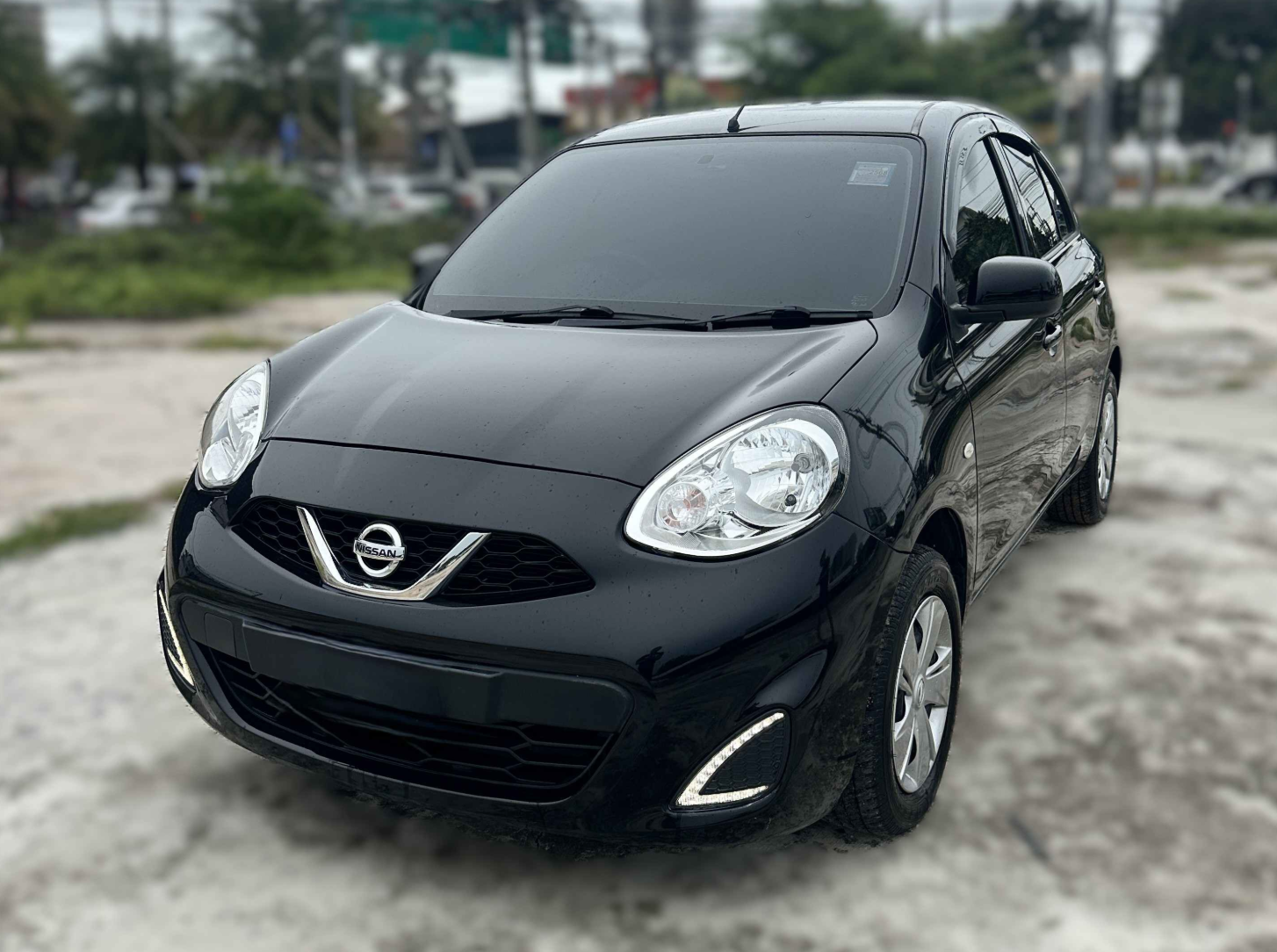 Nissan March Black 2019-2020 или аналог в Паттайе, Таиланд