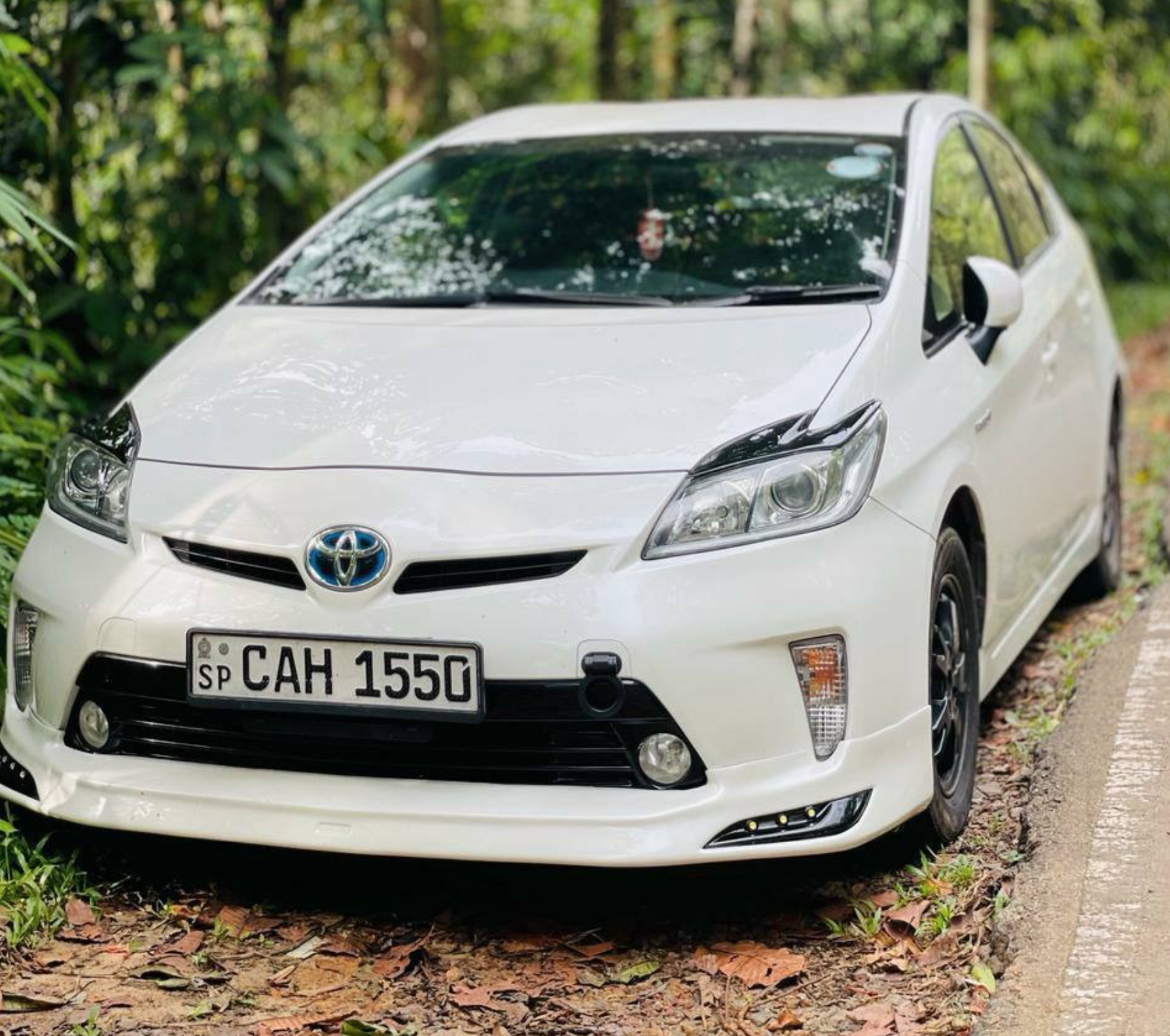 Toyota Prius 2014-2016 в Коломбо, Шри-Ланка