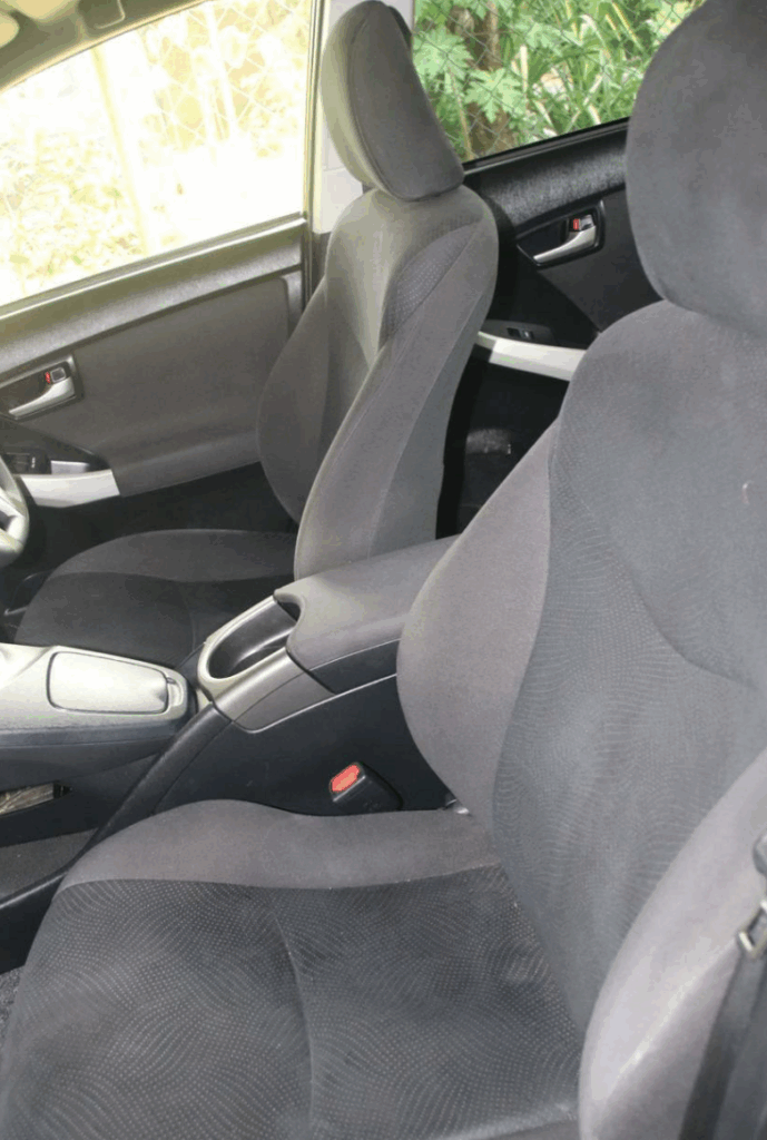 Toyota Prius 2014-2016 в Коломбо, Шри-Ланка