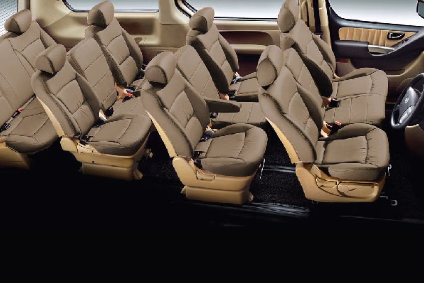 2022 Hyundai Grand Starex Executive Plus или аналог в Лангкави, Малайзия