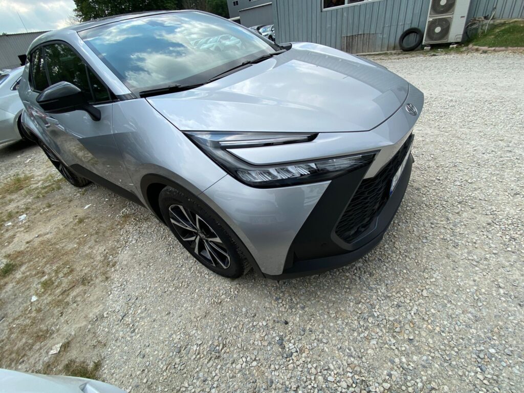 Toyota C-HR 2024-2025 или аналог в Стамбуле и Анталии, Турция