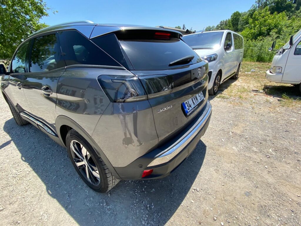 Peugeot-3008 2023-2025 или аналог в Стамбуле и Анталии, Турция
