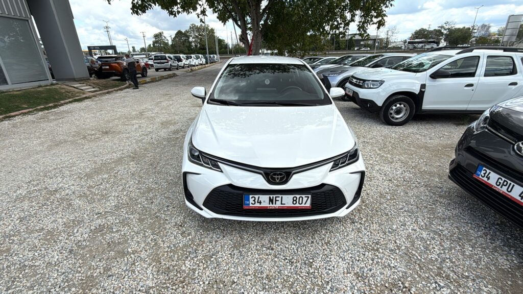 Toyota Corolla 2024-2025 или аналог в Стамбуле и Анталии, Турция